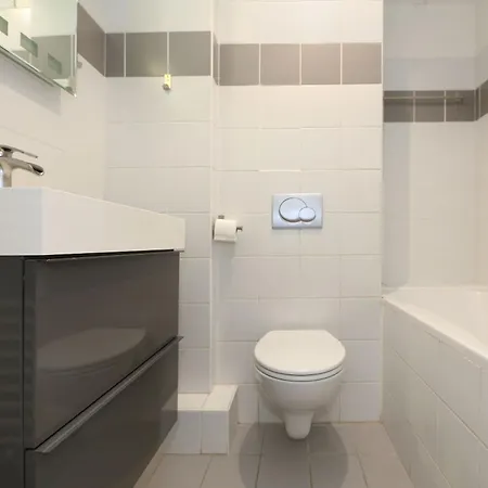 Apartment Service - En Face Du Jardin Des Plantes - 5 *